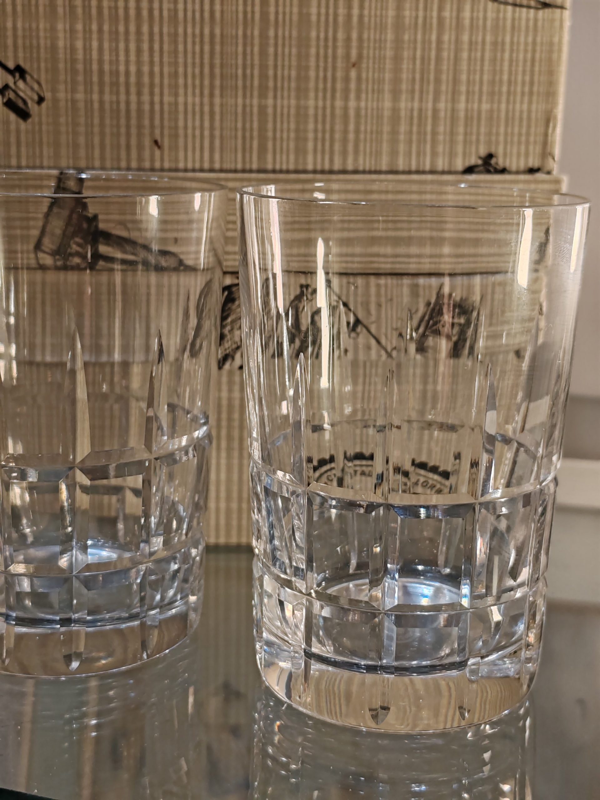 12 Verres
     Cristallerie de Lemberg
        Hauteur 10,3 cm