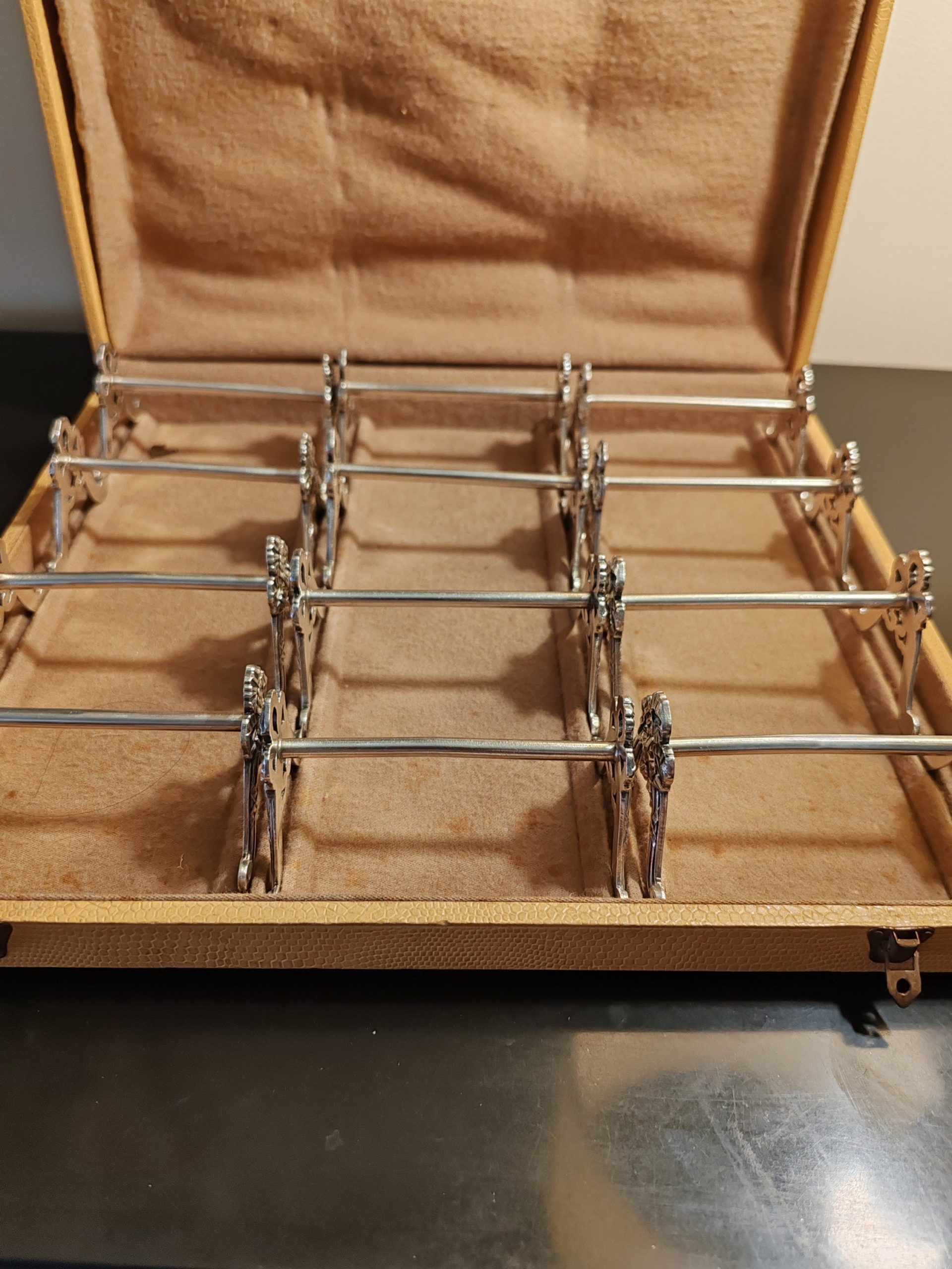Muller Frères - Couteau de table (12) - Acier - 12 Couteaux De Table