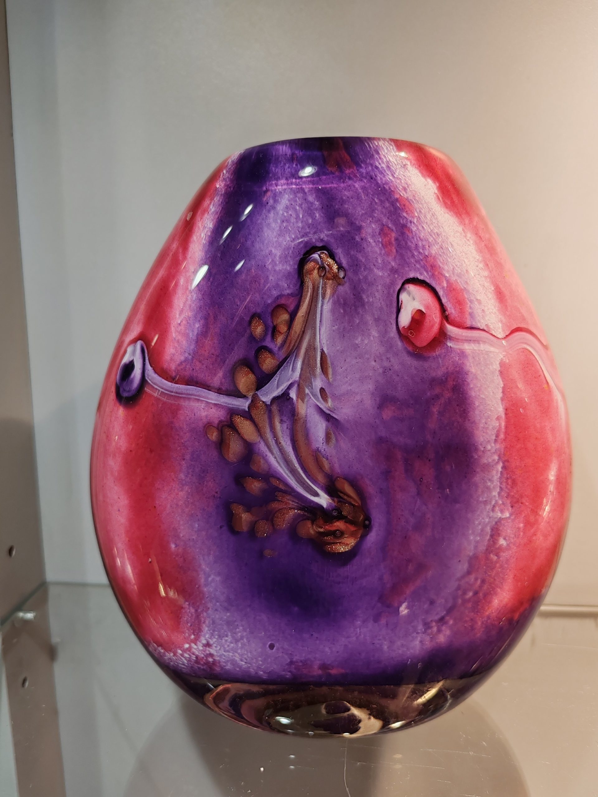 Sculpture verrière
soufflé bouche de BIOT
signé Jean Luc Gambier
Hauteur 17,2 cm