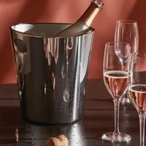 Seau à Champagne BOLLY de la célèbre Maison ALESSI en Acier Brossé inoxydable
Hauteur 22 cm