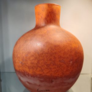 Vase en verre
Verreries D'art LORRAIN
Pour DAUM
Période Art Déco
Hauteur 21cm