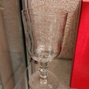 6 Verres Gravés
Sur Pied
Fin XIXÈME
Hauteur 14,2 cm