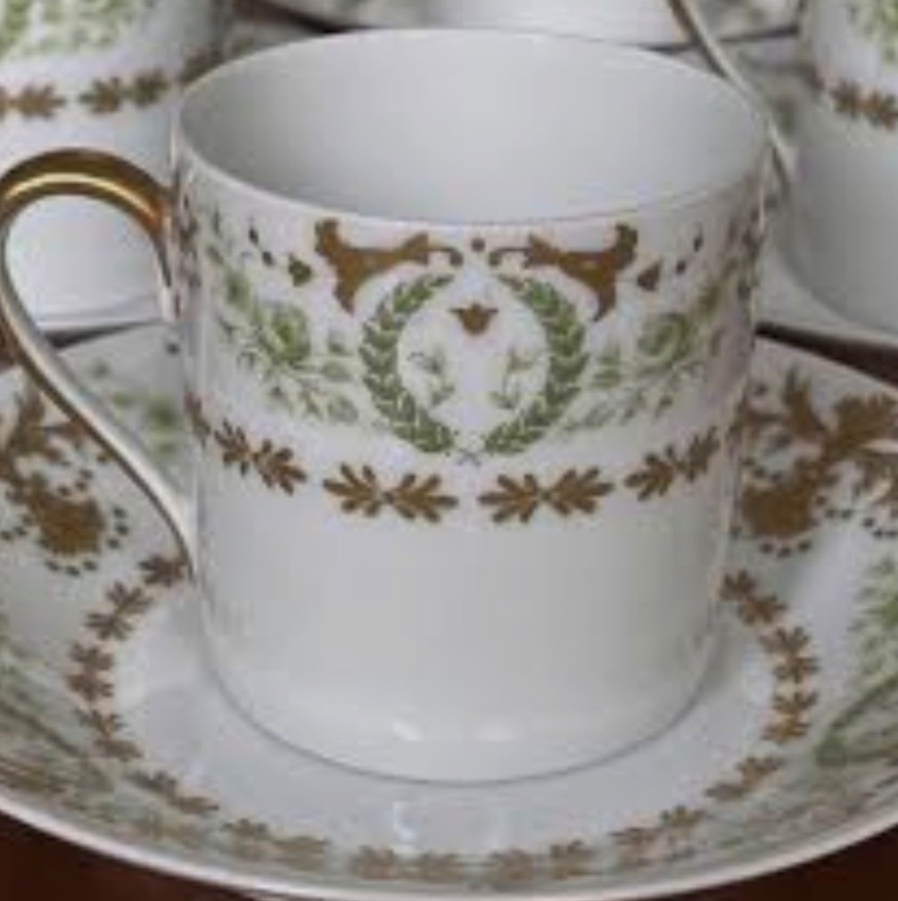 12 Tasses à café en Porcelaine de Limoges
De la Manufacture
JEAMMET SEIGNOLLES
