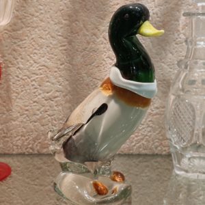 Sujet en verre de MURANO
Canard à paillons d'or
Hauteur 19,5 cm