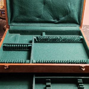 Coffret en Chêne Vide
61 Pièces
2 Niveaux