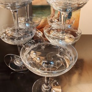 11 Coupes à Champagne en Cristal Gravé à la roue
Début XXÈME
Hauteur 11, 6 cm