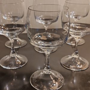 6 Verres sur pied
en Cristal
Hauteur 14 cm