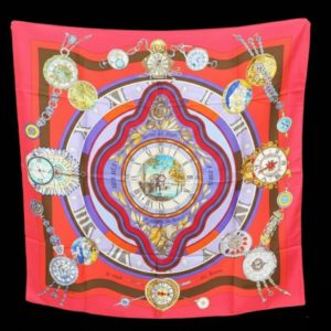 Carré HERMÈS « La Ronde des Heures » en Twill de soie 90 cm x 90 cm Dans sa Boîte