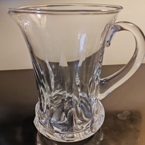 Broc Villeroy & Boch
Modèle Médicis
Hauteur 18 cm