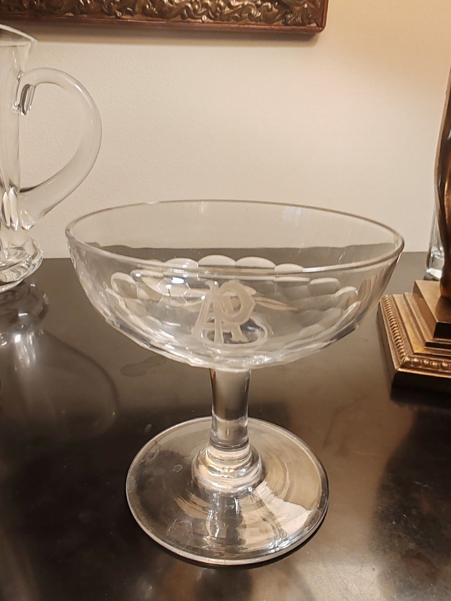 6 Coupes à Champagne
En Cristal Monogrammées
Fin XIXÈME