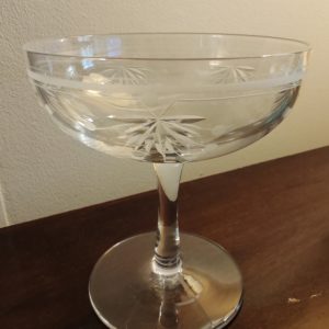6 Coupes à Champagne
en Cristal Taillé et Gravé
Manufacture de Portieux
Fin XIXÈME