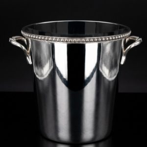 Seau à Champagne
en Métal Argenté
Orfèvre Noël Collet
Hauteur 18,5 cm
